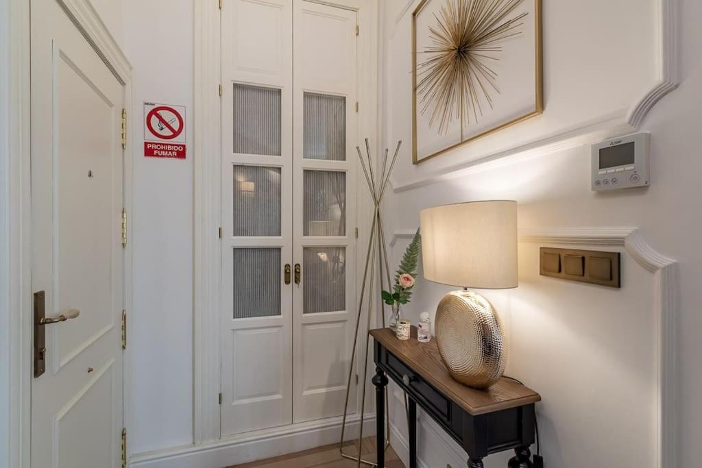 Ch Elvira Luxury Apartment Γρανάδα Εξωτερικό φωτογραφία